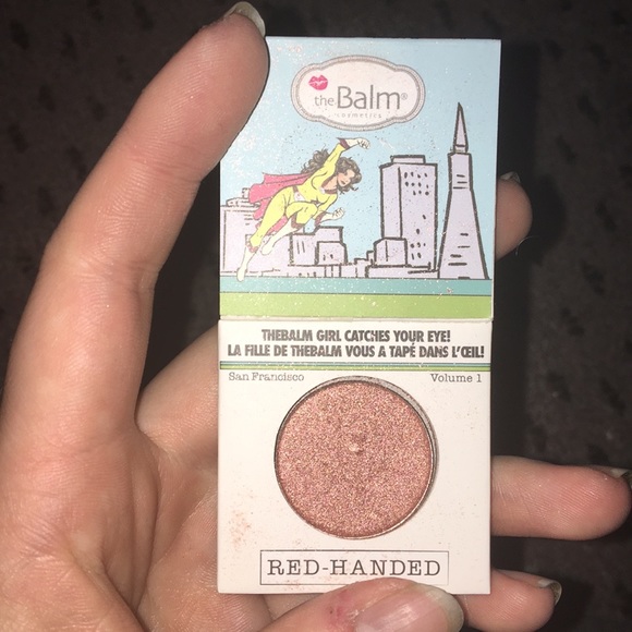 Eyeshadow - Picture 2 of 2